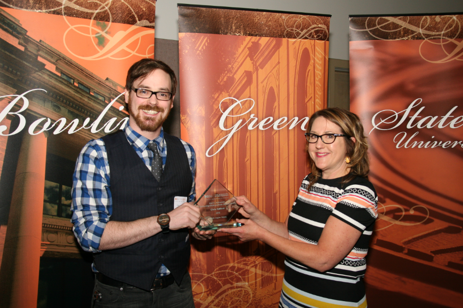 Chris Hatfield Wins Community Award